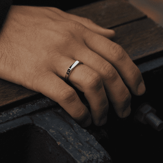 Men Slim Signet マリニウム Ring シルバー