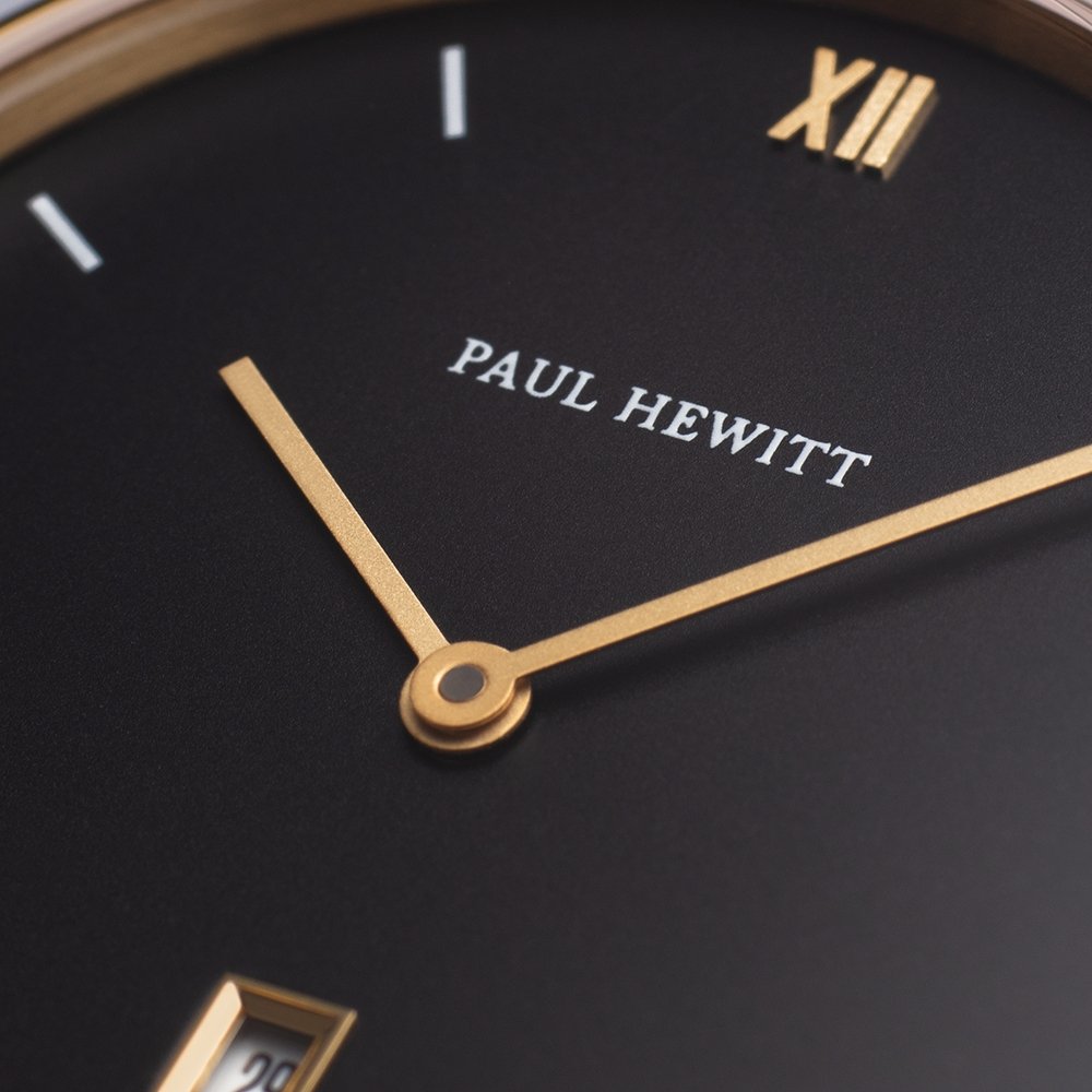 【WEB先行販売】Praia ブラック/ゴールド ラバーストラップ - ポールヒューイット日本公式サイト